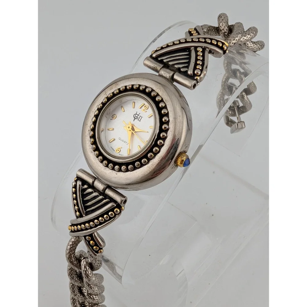 Gloria Vanderbilt Watch Women 27mm Case‎ Silver 6.5